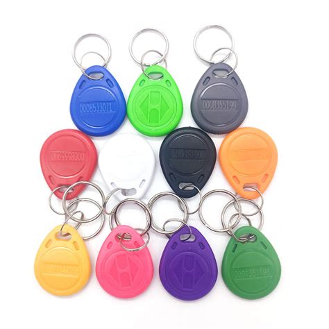 TK4100 EM4100 125KHz RFID Badge Key Fob 